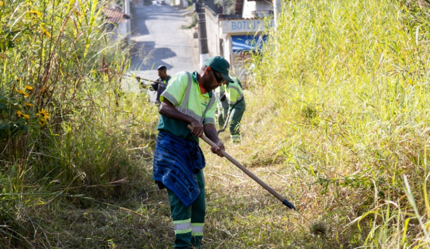Botujuru recebe serviços de zeladoria até o final do mês (Divulgação - PMMC)