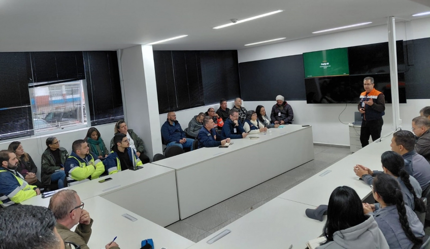 Reunião, coordenada pelo Sistema de Proteção e Defesa Civil, teve a participação de órgãos que atendem ocorrências mais comuns no período de estiagem (Divulgação/PMMC)