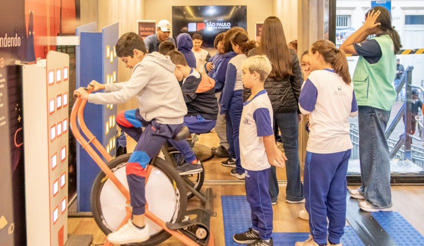 Carreta Itinerante do Museu Catavento segue recebendo visitações gratuitas até sábado (27), das 8h30 às 17h, na região central de Mogi das Cruzes (Divulgação/PMMC)