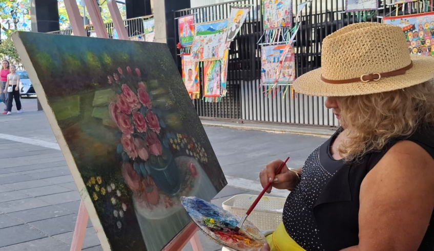 A iniciativa contará ainda com oficina de iniciação artística para crianças e adultos, permitindo que os interessados desenvolvam a criatividade orientados pelos artistas (Divulgação/PMMC)