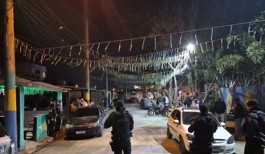 Departamento de Fiscalização de Posturas vistoriou 16 bares e adegas em diversas regiões da cidade, com apoio da Guarda Civil Municipal, durante o final de semana (Divulgação/PMMC)