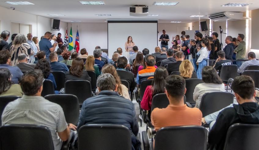Prefeita Mara Bertaiolli apresentou os investimentos e frisou o trabalho realizado pela atual gestão para a recuperação da credibilidade do município (Divulgação/PMMC)
