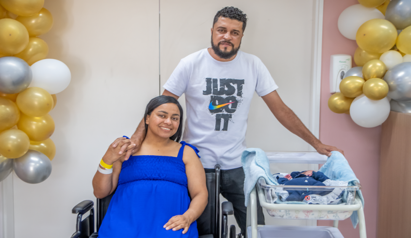Caluana e Daniel saíram da Maternidade com seu terceiro filho, Levi (Divulgação)