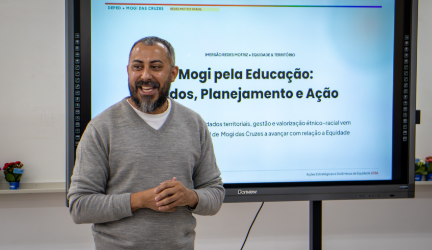 O diretor do DEPED, Mitch Almeida, observou que em todos os eixos apresentados aos secretários e técnicos existe o contexto e o trabalho para uma educação com equidade e antirracista. (Divulgaçã . . .