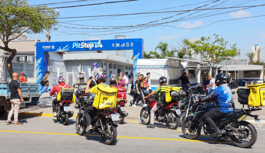 Pit Stop foi implantado na avenida Cândido Xavier de Almeida e Souza, ao lado do Parque Botyra Camorim Gatti e do Terminal Estudantes, no Centro Cívico (Divulgação/PMMC)