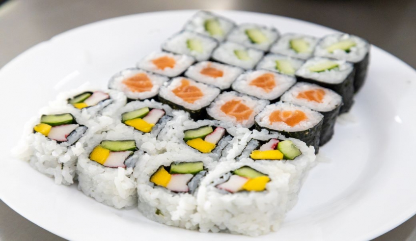 Workshop gratuito de sushi promovido pelo Fundo Social de Mogi das Cruzes foi um sucesso