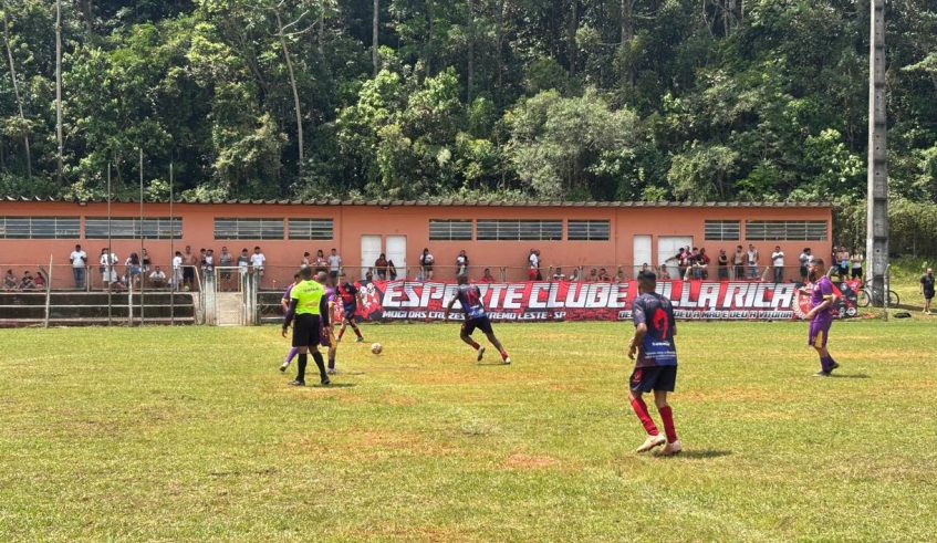 Primeira rodada da 2ª Copa Mogi de Futebol Amador teve 16 jogos, disputados nos Centros Esportivos de Biritiba Ussú, Sabaúna, Braz Cubas e Jundiapeba (Divulgação/PMMC)