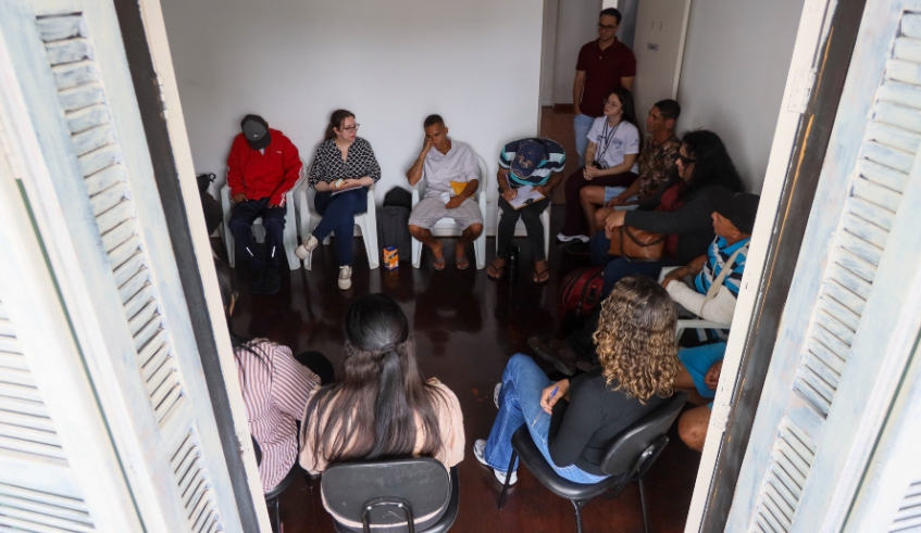 Parceria com a Defensoria Pública levou assistência jurídica gratuita ao Centro POP na tarde desta quarta-feira, agregando mais um serviço ao equipamento (Divulgação/ PMMC)