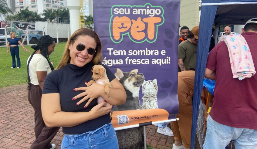 A iniciativa tem como objetivo encontrar lares amorosos para cães e gatos que aguardam uma família, além de arrecadar ração para o Banco de Ração (Divulgação/PMMC)