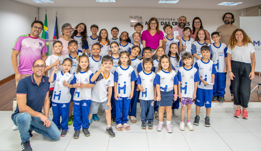 Os estudantes apresentaram sugestões sobre suas escolas e a cidade. (Divulgação/PMMC)