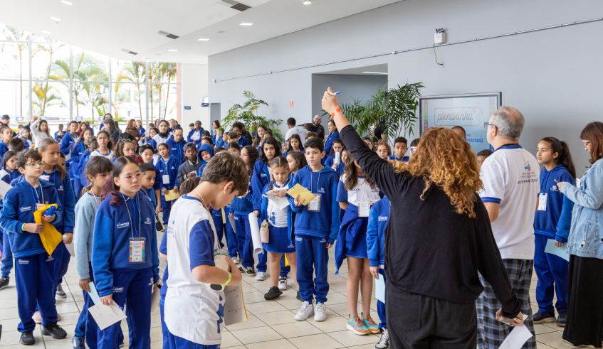 Plenarinha reuniu reuniu estudantes de cerca de 30 escolas municipais. (Divulgação/PMMC)