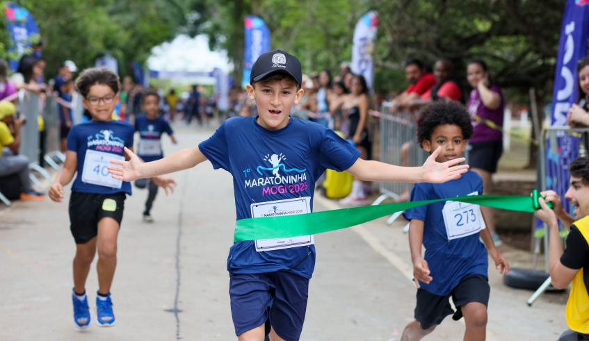 Maratoninha foi planejada para crianças de até 12 anos, com percursos adaptados às diferentes faixas etárias e atividades de caráter educativo, participativo e inclusivo (Divulgação/PMMC)